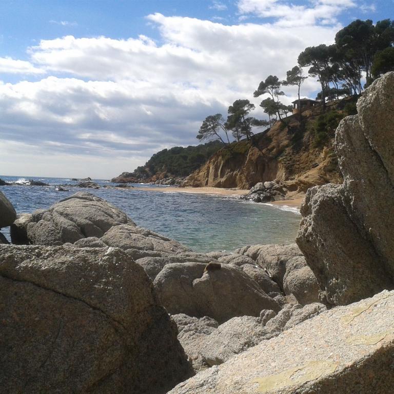 cala-estreta-costa-brava